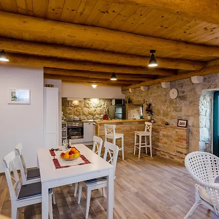 Villa Luciana *